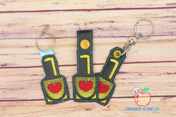 Nail Polish Bottle Keychain: A Seasonal Designer's Review